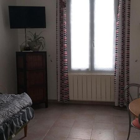 Le Jardinet Apartment Pont-Sainte-Maxence Luaran gambar